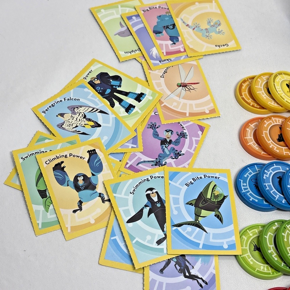 Wild Kratts Mixed Lot of 5 Figures 80 Discs Goggles 2 Magazines 24 Fanny Pack - Picture 5 of 10